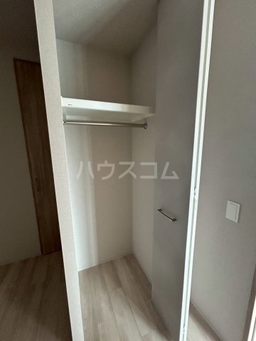 ����7