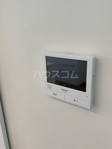 ����10