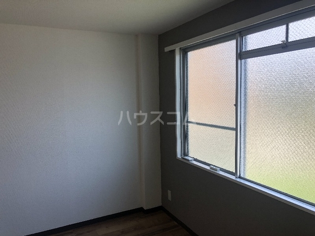 ����7