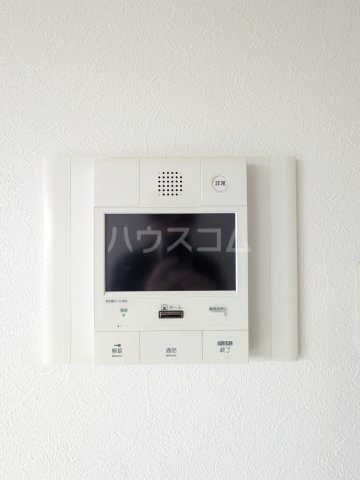 ����11