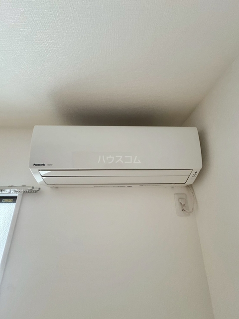 ����11