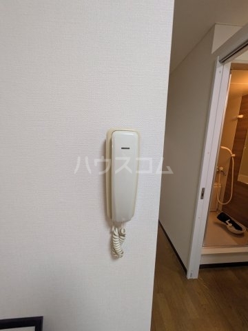 ����14