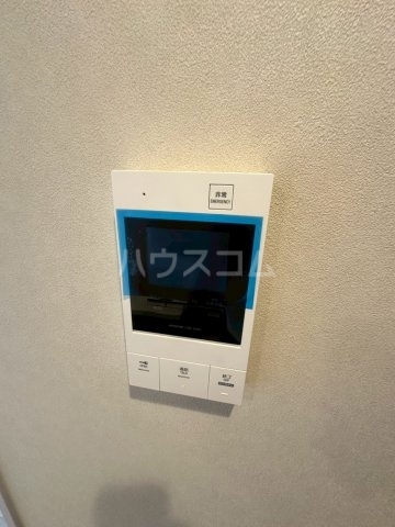����11