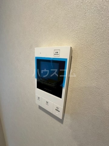 ����10