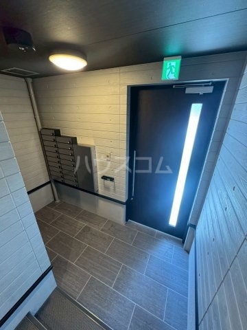 ����13
