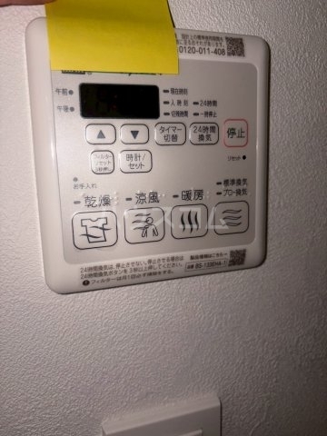 ����21