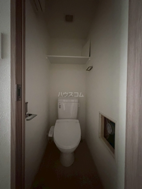 ����17