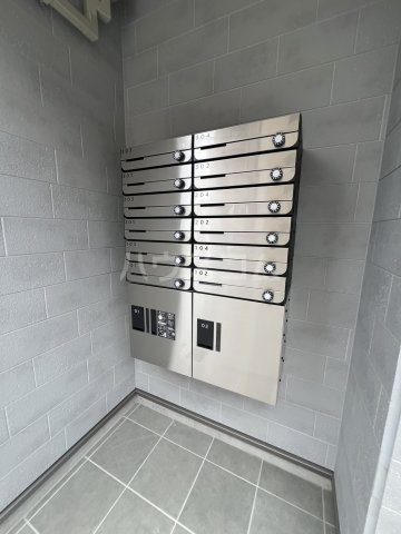 ����14