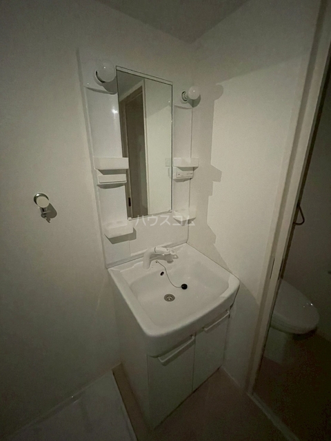 ����5