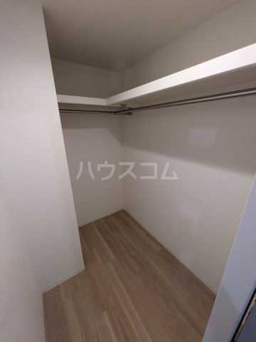 ����7