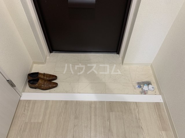 ����7