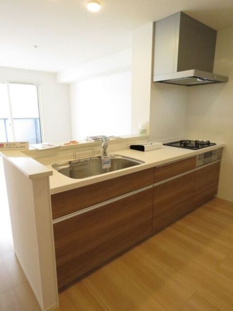 ����5
