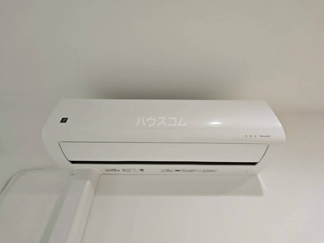 ����21
