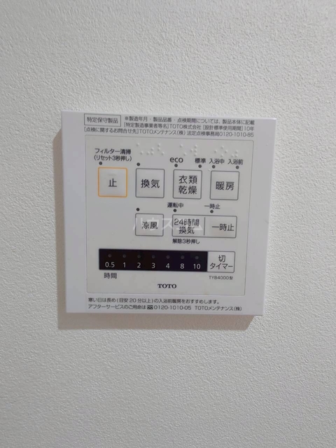 ����24