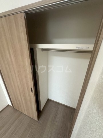 ����7