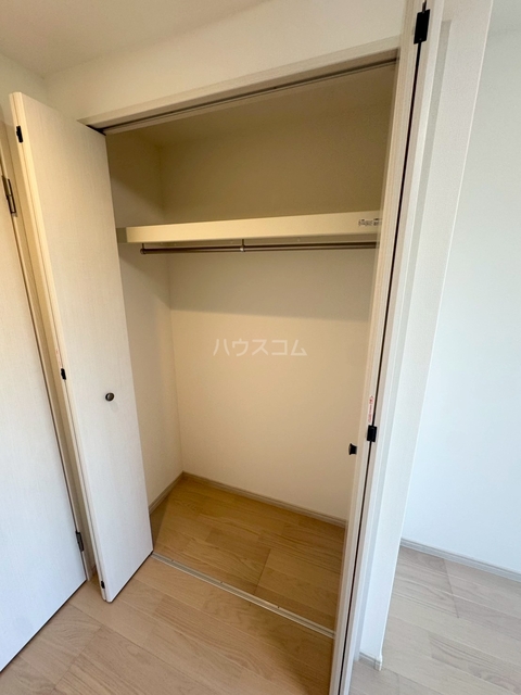 ����7