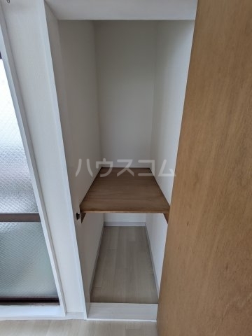 ����7