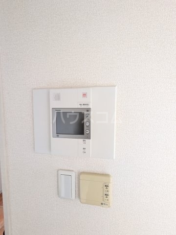 ����11