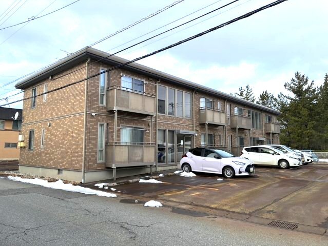 �i�q�M�z�{���@�T�c�w�i�k��7���j