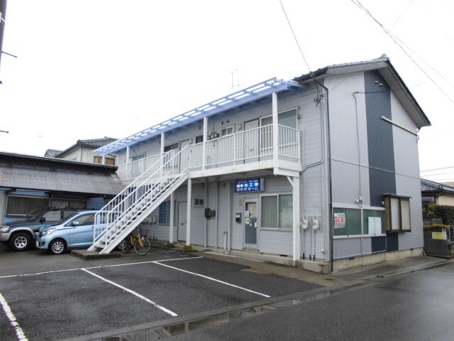 �i�q�z����@�㏊�w�i�k��18���j