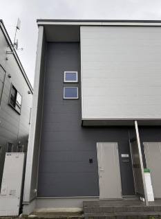 �i�q�M�z�{���@�V�Éw�i�k��20���j