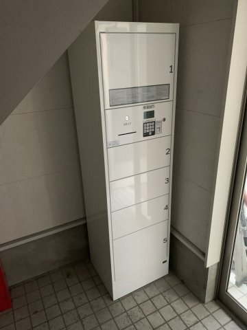 ����13