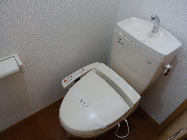 ����5