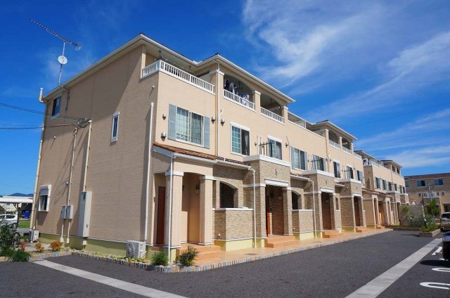 ���ꌧ�F���s������Q�k�c�j