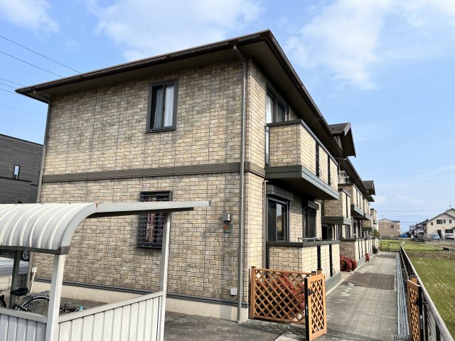 ���ꌧ�F���s����Q�k�c�j