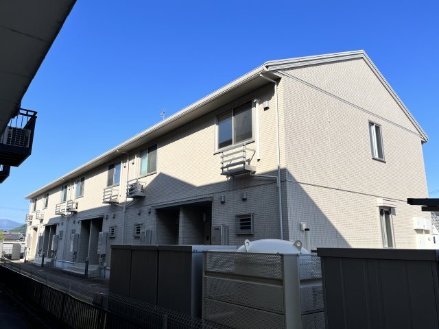 �i�q���C���{���@��F���w�i�k��23���j