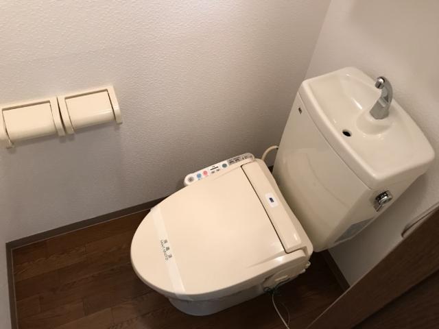 ����11