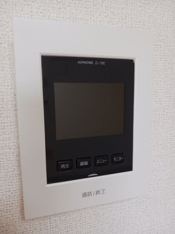 ����11