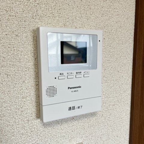 ����7
