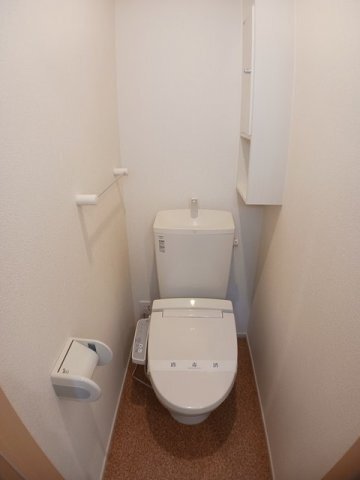 ����5