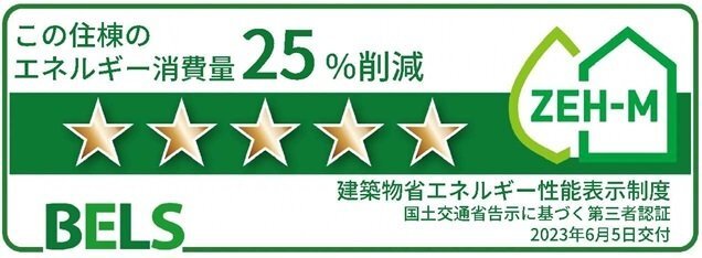 ����12