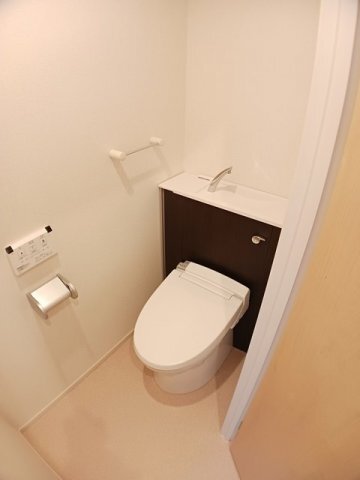 ����5