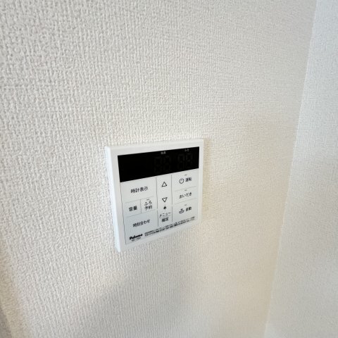 ����27