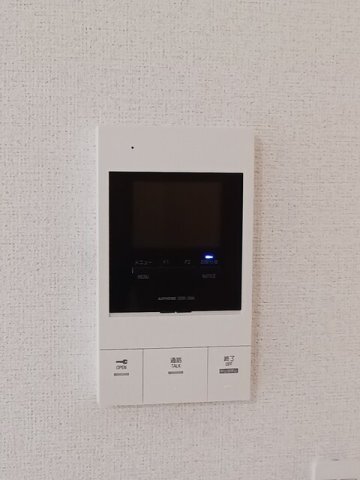 ����11