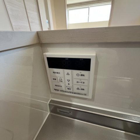 ����10