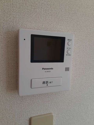 ����11