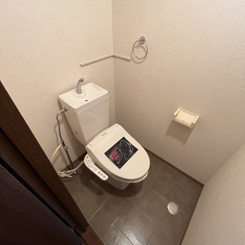 ����5
