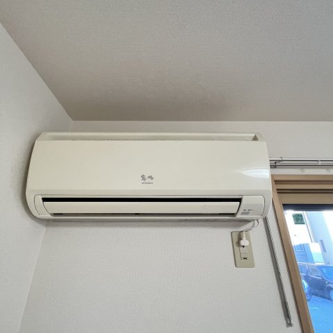 ����10