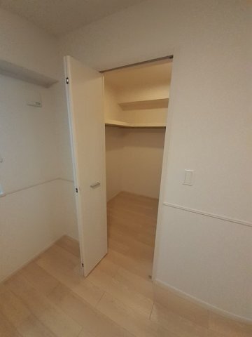 ����7