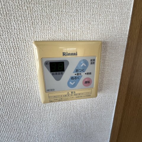 ����11