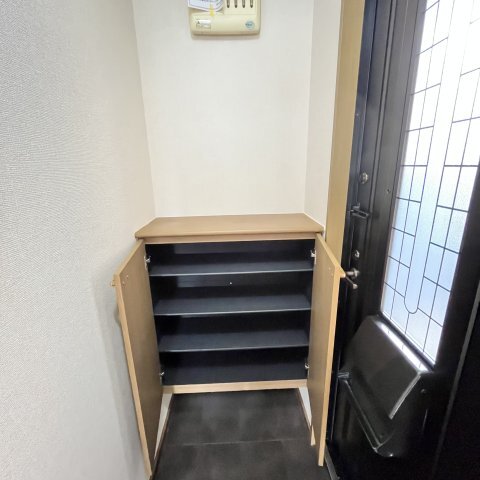 ����14