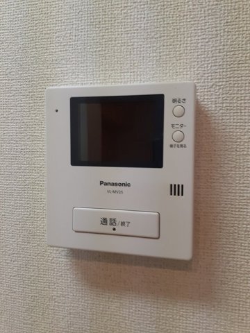 ����11