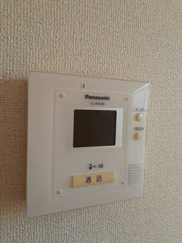 ����11