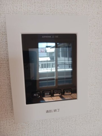 ����11