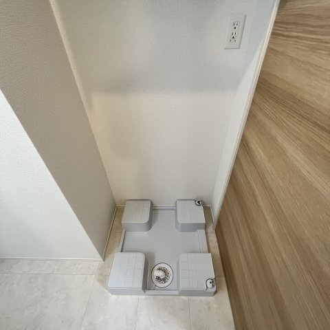 ����5