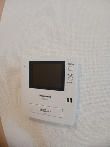����11